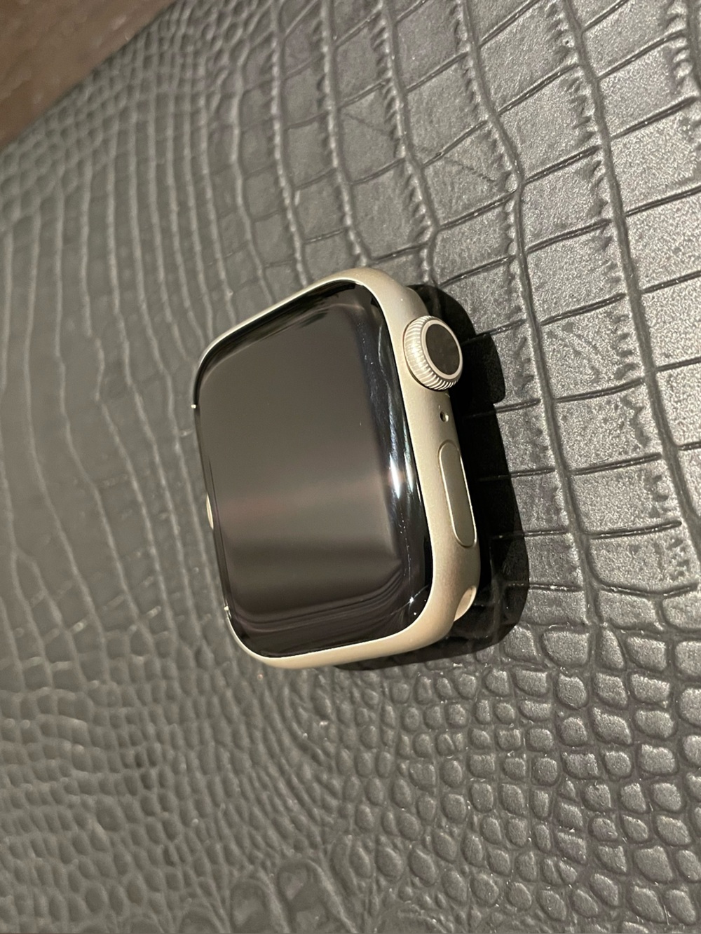 Apple Starlight Smartwatch Body with Digital Crown